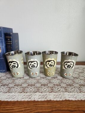 Hand-Painted Floral Tumblers in Grey - Ser of 4
